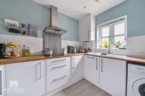 Photo 16- click for photo gallery